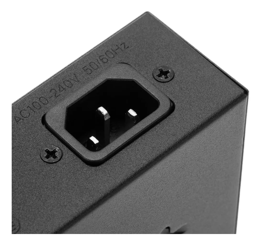 Switch PoE de 4 puertos PoE y 2 uplink 65 W