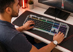 Teclado gamer USB de 104 teclas con luz arcoíris
