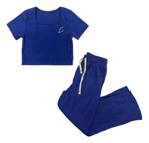 Conjunto Monocromático Con Pantalón Ancho Y Playera Azul M