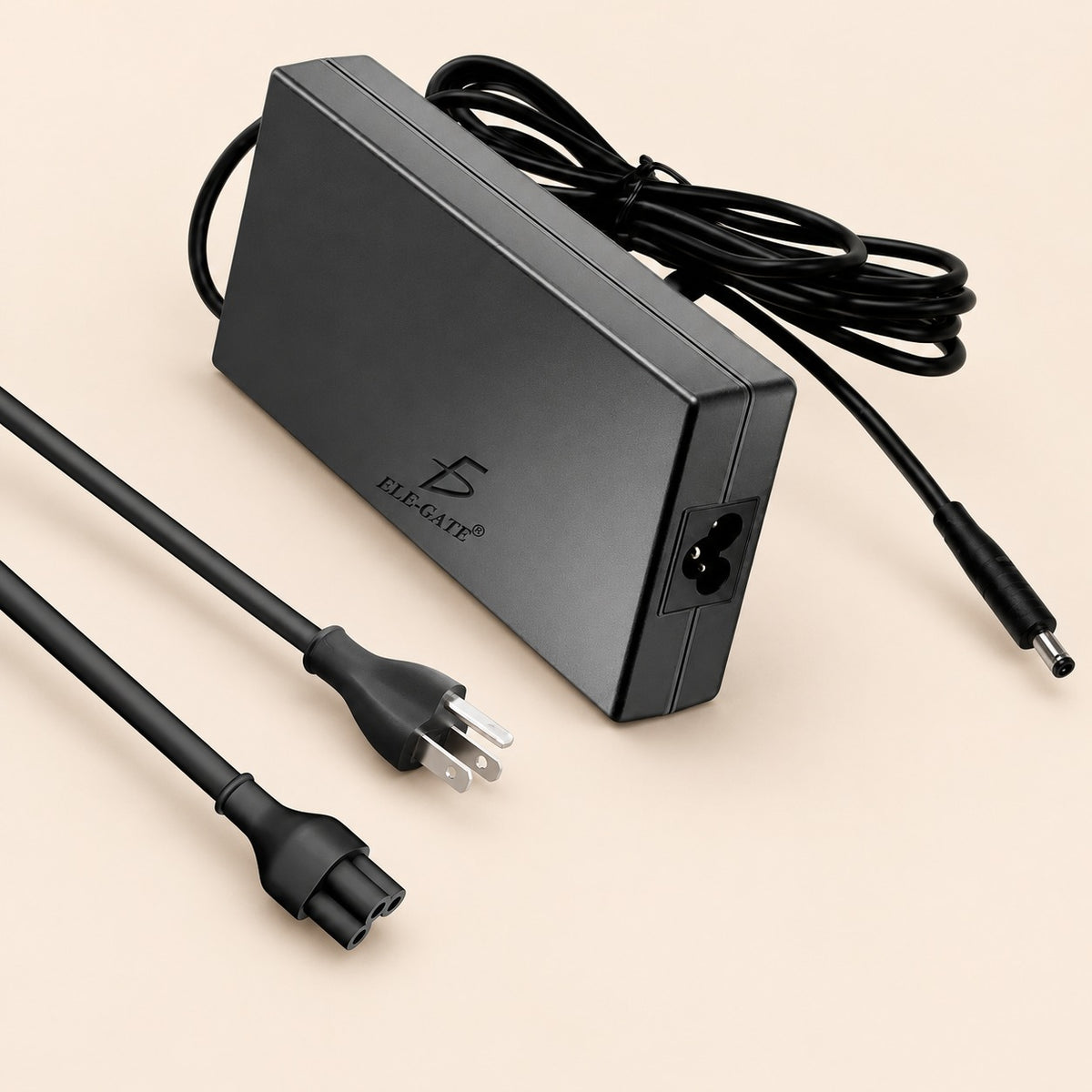 Cargador para laptop Dell de 90W 19V 4.62A entrada