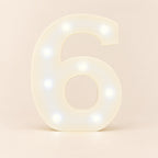 Numero 6 en 3D de luz LED luz cálida